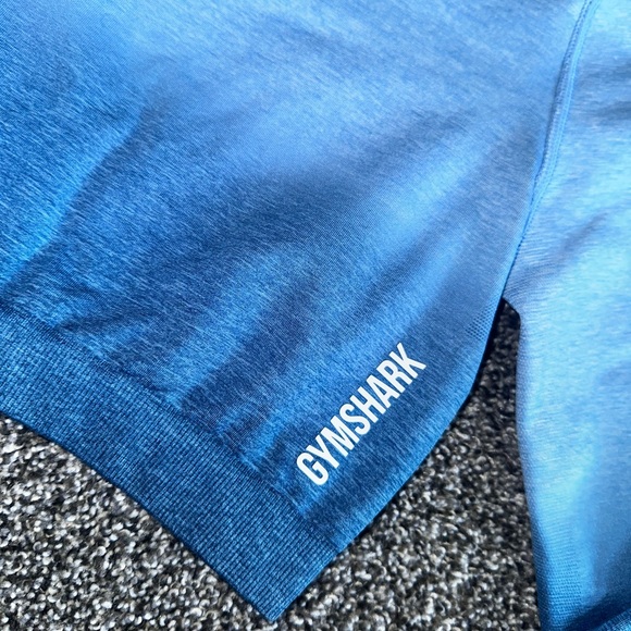 Gymshark women’s crop - Picture 2 of 3